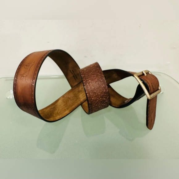 J. Crew brown leather belt with gold tone buckle 40” - Picture 4 of 11